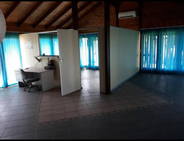 OFFICE PROPERTY TO RENT IN ALTON